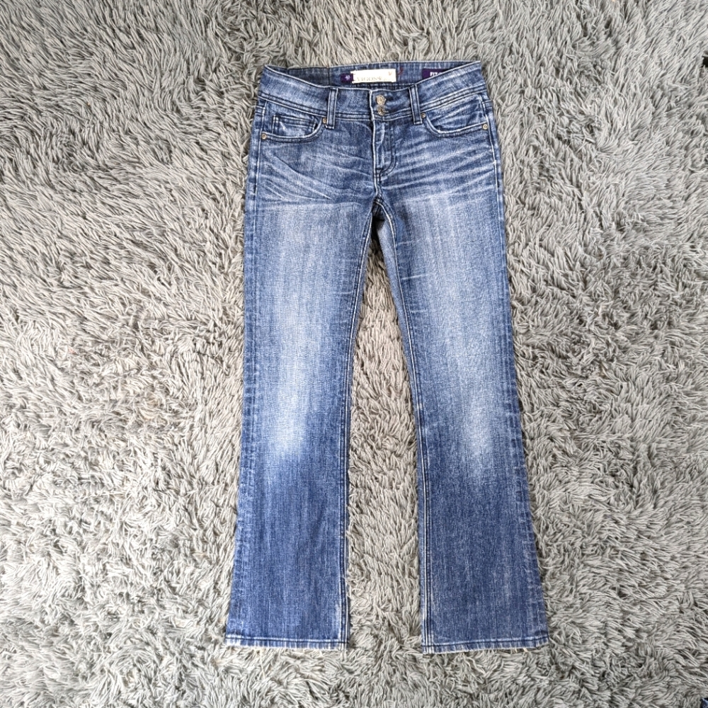 Vigoss Women's Stretch Fit Boot Cut Jeans Dark Wash 4/27